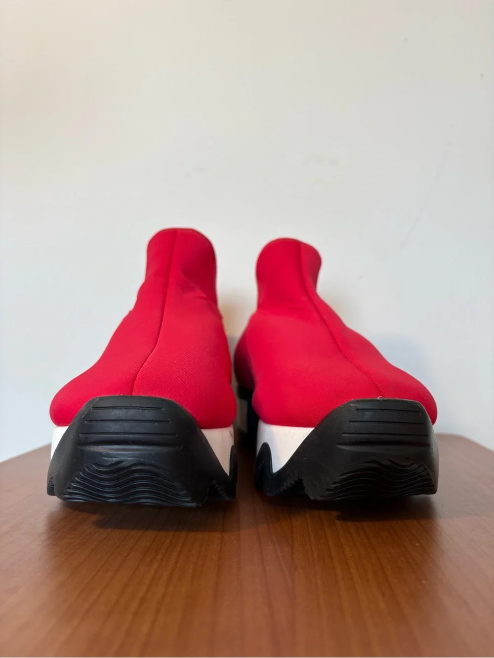 iRi WES I Red Low Top Neoprene Sneakers